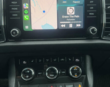 Білий Шкода Kodiaq, об'ємом двигуна 1.97 л та пробігом 239 тис. км за 23500 $, фото 22 на Automoto.ua