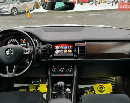 Белый Шкода Kodiaq, объемом двигателя 1.97 л и пробегом 147 тыс. км за 26900 $, фото 13 на Automoto.ua