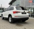 Шкода Kodiaq 2017 в Киеве на Automoto.ua Белый Шкода Kodiaq, объемом двигателя 1.98 л и пробегом 213 тыс. км за 19950 $, фото 4 на Automoto.ua