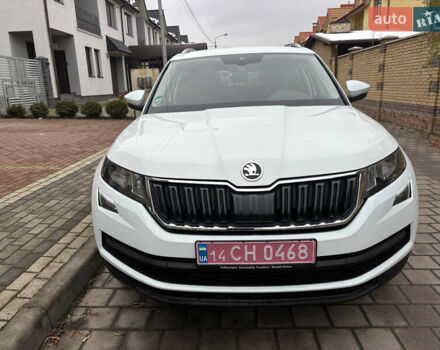 Білий Шкода Kodiaq, об'ємом двигуна 2 л та пробігом 240 тис. км за 21950 $, фото 2 на Automoto.ua