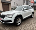 Білий Шкода Kodiaq, об'ємом двигуна 2 л та пробігом 240 тис. км за 21950 $, фото 3 на Automoto.ua