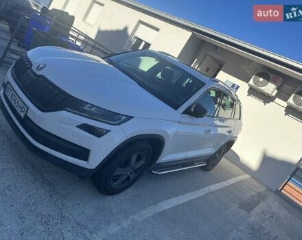 Білий Шкода Kodiaq, об'ємом двигуна 1.97 л та пробігом 277 тис. км за 27000 $, фото 20 на Automoto.ua