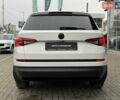 Шкода Kodiaq 2017 в Киеве на Automoto.ua Белый Шкода Kodiaq, объемом двигателя 1.98 л и пробегом 213 тыс. км за 19950 $, фото 5 на Automoto.ua