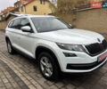 Білий Шкода Kodiaq, об'ємом двигуна 2 л та пробігом 240 тис. км за 21950 $, фото 4 на Automoto.ua