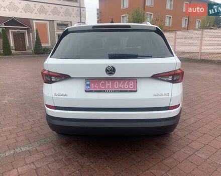 Белый Шкода Kodiaq, объемом двигателя 2 л и пробегом 244 тыс. км за 21950 $, фото 7 на Automoto.ua