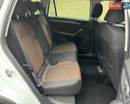 Білий Шкода Kodiaq, об'ємом двигуна 2 л та пробігом 240 тис. км за 21950 $, фото 13 на Automoto.ua