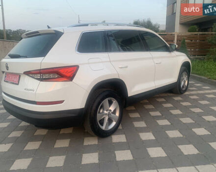 Белый Шкода Kodiaq, объемом двигателя 2 л и пробегом 244 тыс. км за 22800 $, фото 9 на Automoto.ua
