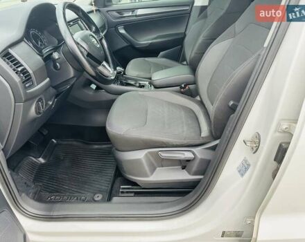 Белый Шкода Kodiaq, объемом двигателя 1.98 л и пробегом 248 тыс. км за 19900 $, фото 32 на Automoto.ua