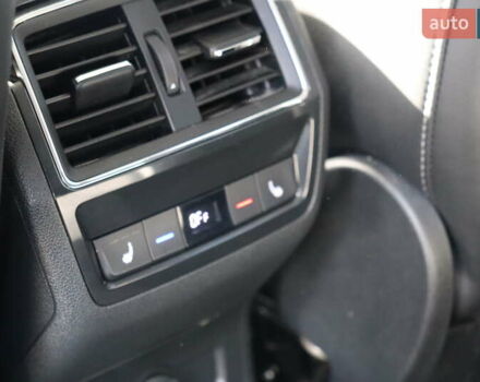 Белый Шкода Kodiaq, объемом двигателя 2 л и пробегом 228 тыс. км за 26200 $, фото 21 на Automoto.ua
