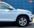 Белый Шкода Kodiaq, объемом двигателя 1.98 л и пробегом 123 тыс. км за 25500 $, фото 13 на Automoto.ua
