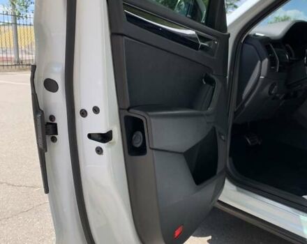 Белый Шкода Kodiaq, объемом двигателя 1.98 л и пробегом 140 тыс. км за 28700 $, фото 21 на Automoto.ua