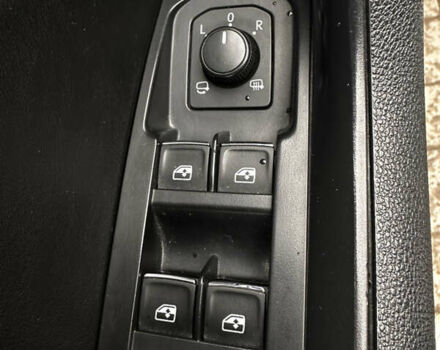 Белый Шкода Kodiaq, объемом двигателя 1.97 л и пробегом 184 тыс. км за 21999 $, фото 13 на Automoto.ua