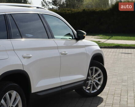Белый Шкода Kodiaq, объемом двигателя 2 л и пробегом 228 тыс. км за 26200 $, фото 11 на Automoto.ua