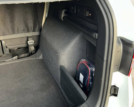 Белый Шкода Kodiaq, объемом двигателя 2 л и пробегом 141 тыс. км за 26200 $, фото 31 на Automoto.ua