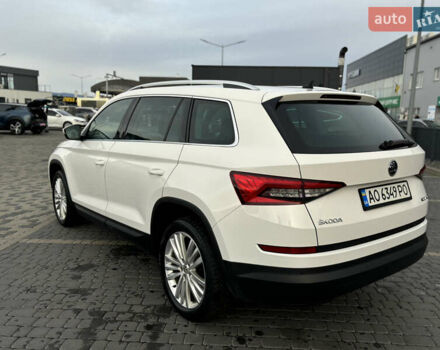 Білий Шкода Kodiaq, об'ємом двигуна 2 л та пробігом 248 тис. км за 21499 $, фото 6 на Automoto.ua