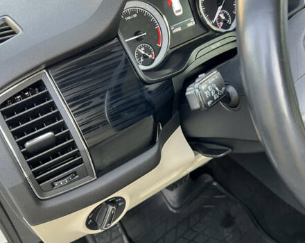 Белый Шкода Kodiaq, объемом двигателя 2 л и пробегом 141 тыс. км за 26200 $, фото 9 на Automoto.ua