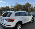 Белый Шкода Kodiaq, объемом двигателя 1.97 л и пробегом 296 тыс. км за 26500 $, фото 6 на Automoto.ua