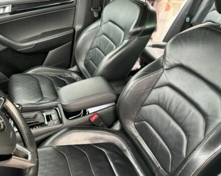 Білий Шкода Kodiaq, об'ємом двигуна 2 л та пробігом 248 тис. км за 21499 $, фото 6 на Automoto.ua