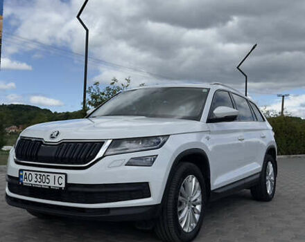Белый Шкода Kodiaq, объемом двигателя 1.97 л и пробегом 205 тыс. км за 25999 $, фото 7 на Automoto.ua