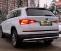 Белый Шкода Kodiaq, объемом двигателя 1.97 л и пробегом 147 тыс. км за 26900 $, фото 4 на Automoto.ua