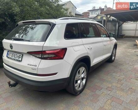 Білий Шкода Kodiaq, об'ємом двигуна 1.97 л та пробігом 277 тис. км за 27000 $, фото 5 на Automoto.ua