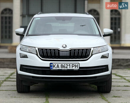 Білий Шкода Kodiaq, об'ємом двигуна 1.98 л та пробігом 125 тис. км за 23800 $, фото 4 на Automoto.ua