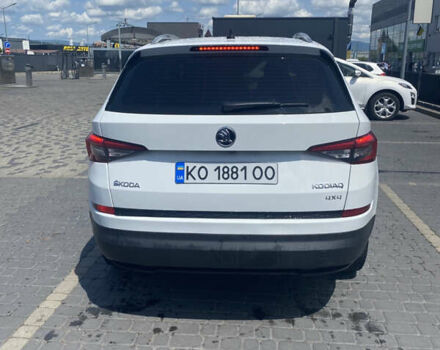 Белый Шкода Kodiaq, объемом двигателя 1.97 л и пробегом 270 тыс. км за 24000 $, фото 4 на Automoto.ua
