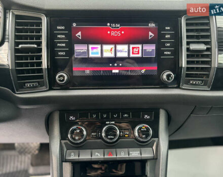 Білий Шкода Kodiaq, об'ємом двигуна 2 л та пробігом 248 тис. км за 21499 $, фото 23 на Automoto.ua