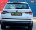 Белый Шкода Kodiaq, объемом двигателя 1.98 л и пробегом 123 тыс. км за 25500 $, фото 5 на Automoto.ua