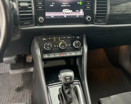 Белый Шкода Kodiaq, объемом двигателя 1.97 л и пробегом 101 тыс. км за 27000 $, фото 8 на Automoto.ua
