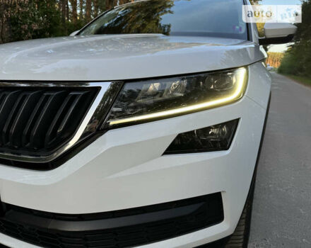 Білий Шкода Kodiaq, об'ємом двигуна 2 л та пробігом 160 тис. км за 28000 $, фото 11 на Automoto.ua