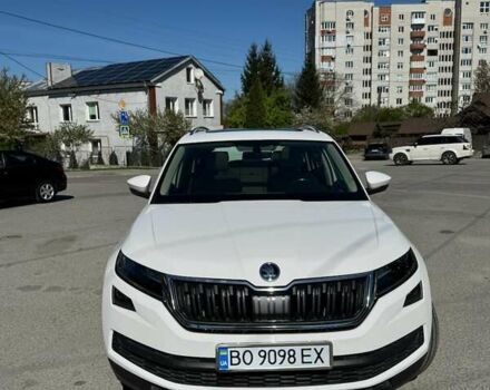 Білий Шкода Kodiaq, об'ємом двигуна 1.97 л та пробігом 65 тис. км за 31000 $, фото 7 на Automoto.ua