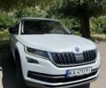Белый Шкода Kodiaq, объемом двигателя 1.98 л и пробегом 140 тыс. км за 28700 $, фото 4 на Automoto.ua