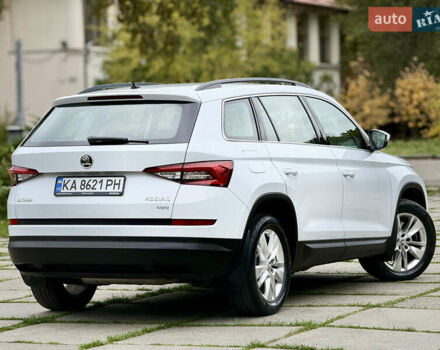 Білий Шкода Kodiaq, об'ємом двигуна 1.98 л та пробігом 125 тис. км за 23800 $, фото 1 на Automoto.ua