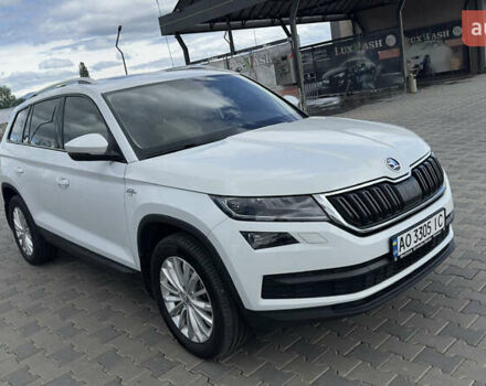 Белый Шкода Kodiaq, объемом двигателя 1.97 л и пробегом 205 тыс. км за 25999 $, фото 6 на Automoto.ua