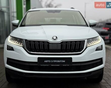 Белый Шкода Kodiaq, объемом двигателя 1.97 л и пробегом 174 тыс. км за 24100 $, фото 5 на Automoto.ua