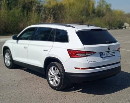 Белый Шкода Kodiaq, объемом двигателя 1.97 л и пробегом 185 тыс. км за 27300 $, фото 4 на Automoto.ua