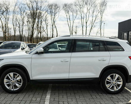 Белый Шкода Kodiaq, объемом двигателя 2 л и пробегом 168 тыс. км за 27990 $, фото 11 на Automoto.ua