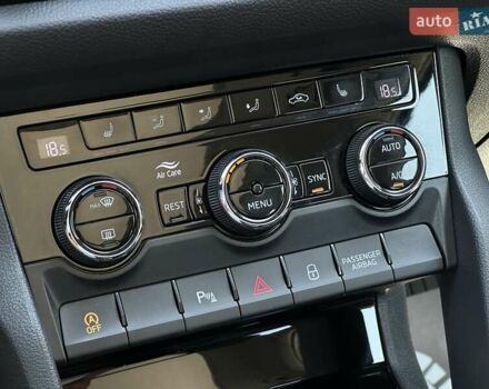 Белый Шкода Kodiaq, объемом двигателя 1.97 л и пробегом 170 тыс. км за 26900 $, фото 35 на Automoto.ua