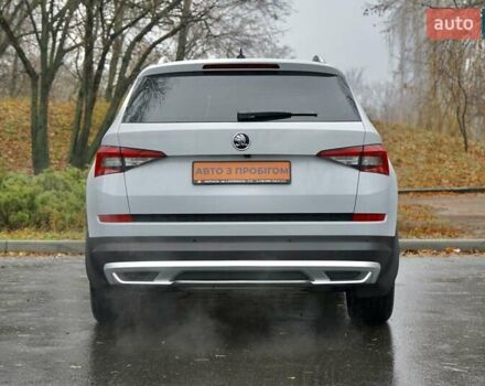 Белый Шкода Kodiaq, объемом двигателя 1.98 л и пробегом 56 тыс. км за 27500 $, фото 5 на Automoto.ua