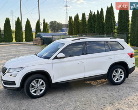 Белый Шкода Kodiaq, объемом двигателя 1.98 л и пробегом 201 тыс. км за 19500 $, фото 15 на Automoto.ua