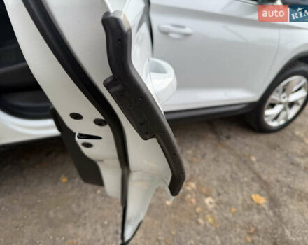 Белый Шкода Kodiaq, объемом двигателя 1.97 л и пробегом 263 тыс. км за 23800 $, фото 39 на Automoto.ua