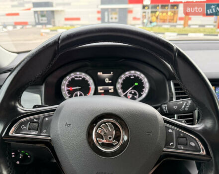 Белый Шкода Kodiaq, объемом двигателя 0 л и пробегом 377 тыс. км за 22500 $, фото 17 на Automoto.ua
