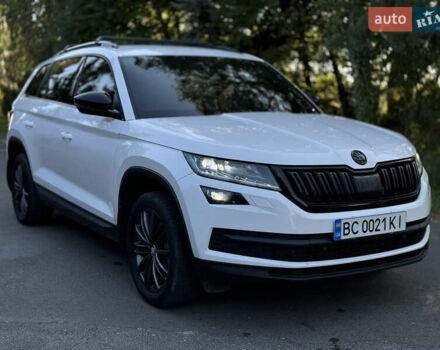 Білий Шкода Kodiaq, об'ємом двигуна 1.97 л та пробігом 256 тис. км за 24999 $, фото 3 на Automoto.ua