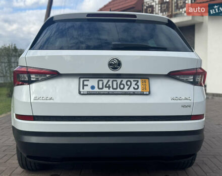 Белый Шкода Kodiaq, объемом двигателя 1.97 л и пробегом 169 тыс. км за 26999 $, фото 10 на Automoto.ua