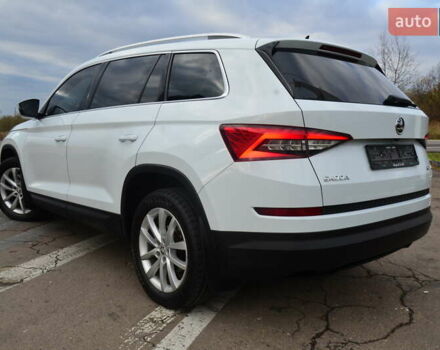 Білий Шкода Kodiaq, об'ємом двигуна 2 л та пробігом 245 тис. км за 26750 $, фото 27 на Automoto.ua
