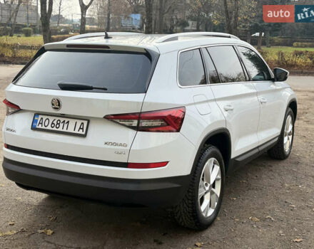 Белый Шкода Kodiaq, объемом двигателя 1.97 л и пробегом 263 тыс. км за 23800 $, фото 24 на Automoto.ua