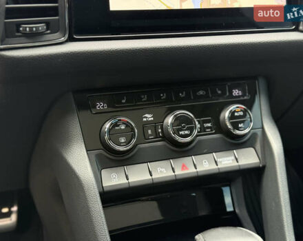 Белый Шкода Kodiaq, объемом двигателя 1.97 л и пробегом 230 тыс. км за 26999 $, фото 47 на Automoto.ua