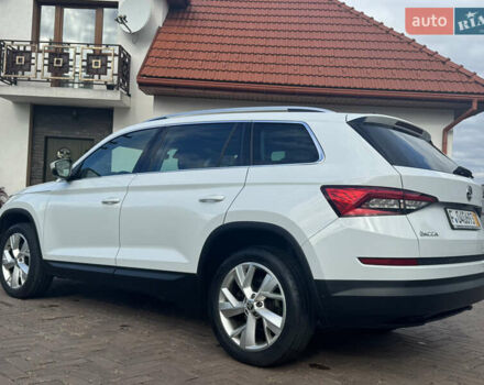 Белый Шкода Kodiaq, объемом двигателя 1.97 л и пробегом 169 тыс. км за 26999 $, фото 23 на Automoto.ua