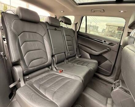Білий Шкода Kodiaq, об'ємом двигуна 1.98 л та пробігом 259 тис. км за 22000 $, фото 8 на Automoto.ua